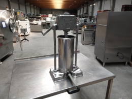 Manual filler 